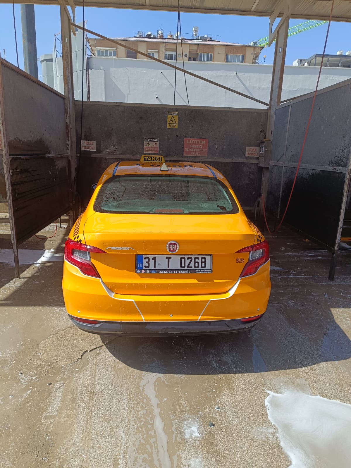 Defne Taksi Araçları